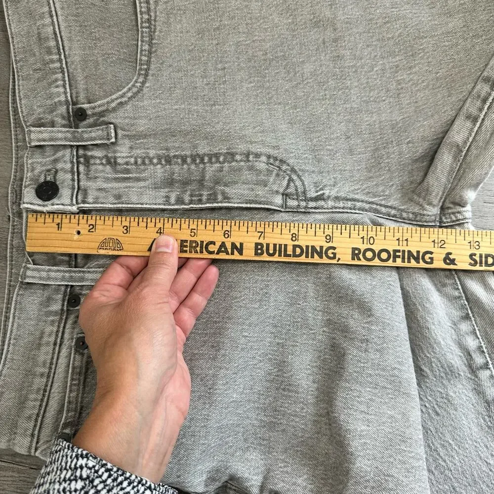 Madewell The Mom Jean Grey Wash Size 28